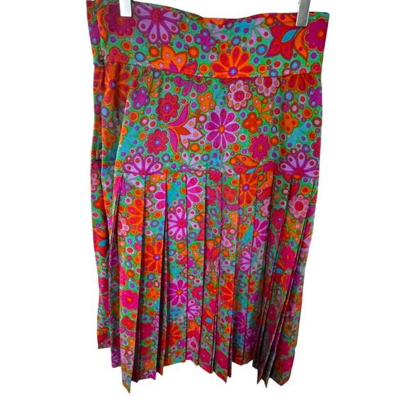 Yves Saint Laurent Rive Gauche Wool Pleated Skirt|Size 42|Made in France Vintage - Picture 3 of 6